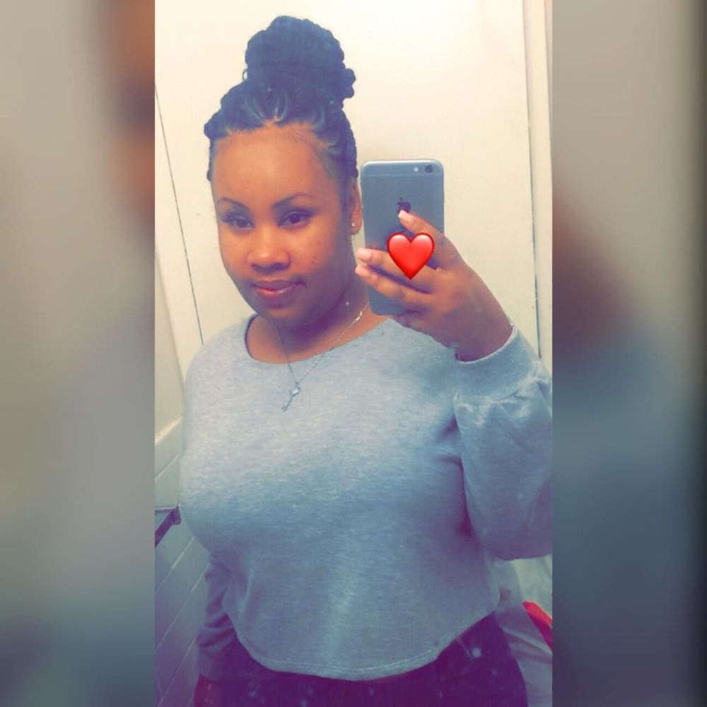 Meet your Posher, Imani